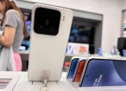 小米16被曝面板黑边仅1mm